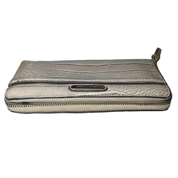 Dana Buchman Tan Croc Faux Leather Large Accordion Ziparound Continental Wallet - Picture 6 of 11